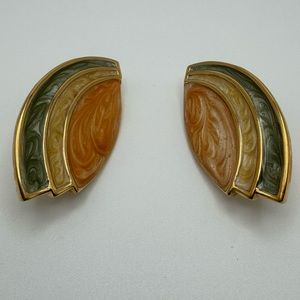 Vintage Monet post Earrings with peach, green, and beige enamel and gold tone